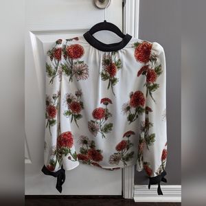Floral print Zara blouse